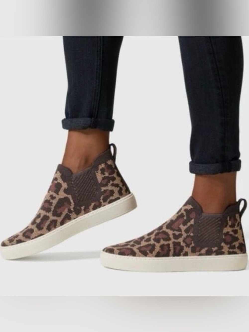 Rothy’s the Chelsea sneaker in wildcat size 12.5